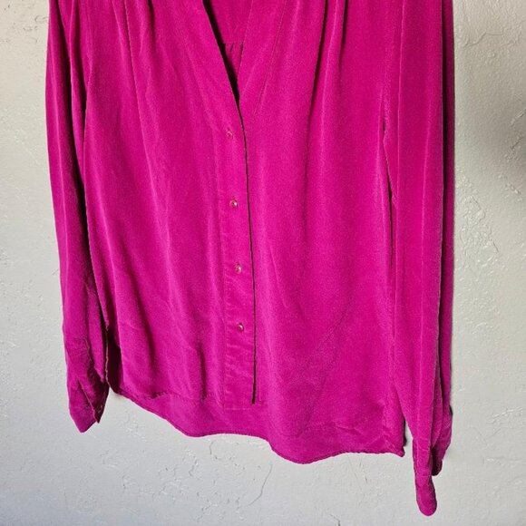Diane Von Furstenberg Magenta 100% Silk Button Down Shirt Size 8 - Picture 6 of 6